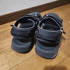 ニューバランス サンダルの画像