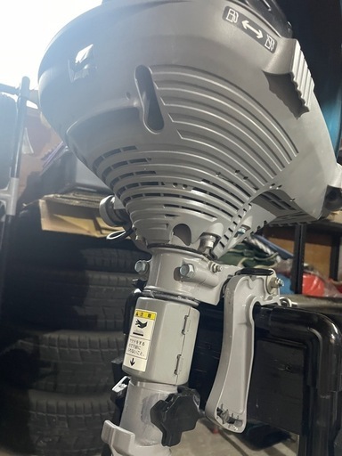 限定カラー　ホンダ2馬力船外機