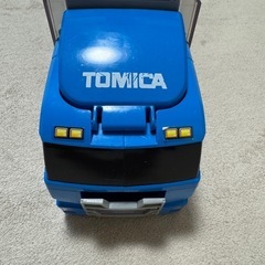 トミカワールド おかたづけコンボイ& トイコーサウンド&フリクションポンプ消防車の画像