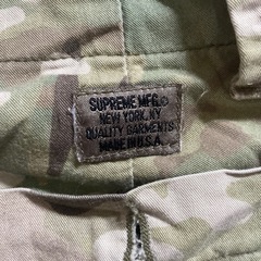 supremeハーフパンツの画像