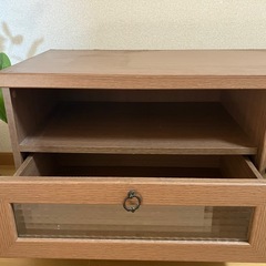 テレビボードの画像