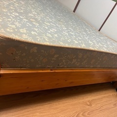 お譲りします⭐︎セミダブルベッドの画像