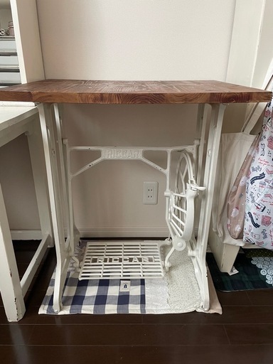 アンティーク　ミシン台