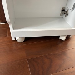 配線収納、タップ収納の画像