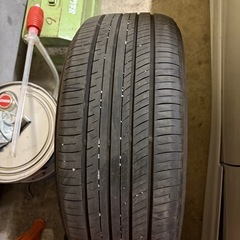 225/45/18の画像
