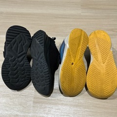 キッズ　スニーカー　19.0の画像