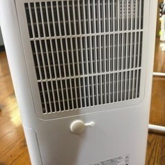 衣類乾燥機付き除湿機の画像