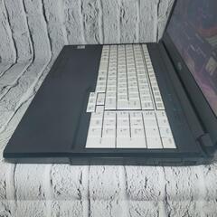 富士通 lifebook A5510 第10世代i5 ノートパソコン　8/256の画像