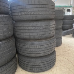 無料タイヤ　225/45R18