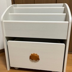 絵本おもちゃラック 本棚の画像