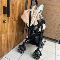 【大人気色】combi 　ベビーカー　コンビ　メチャカルハンディオート4キャスの画像