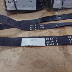 新品、未使用　2.75-14 タイヤ2本の画像