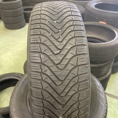 無料タイヤ　225/65R17の画像