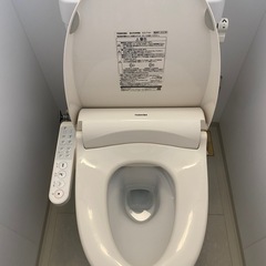 東芝 温水洗浄便座 クリーンウォッシュ SCS-T161の画像