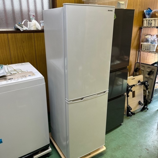 【済】アイリスオーヤマ 冷蔵庫 162L