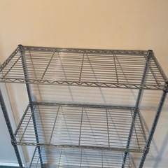 スチールラック（棚3段）＋使ってない突っ張り棒付きの画像