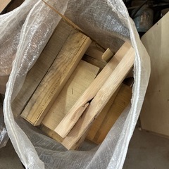 薪にどうぞ！家具製作の端材(広葉樹、針葉樹)