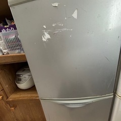 ジャンク冷蔵庫の画像