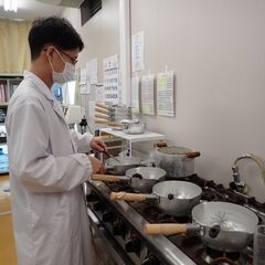 老舗カレールウメーカーの品質管理のお仕事／未経験可／まずはご連絡ください。の画像