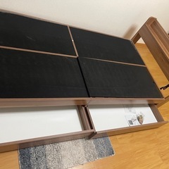 ニトリ製▪️ベッド+マットレスセット▪️シングル▪️コンセント付き▪️ほぼ未使用の画像