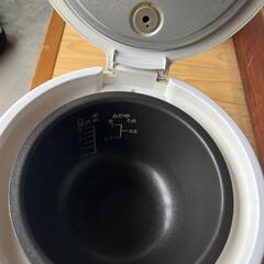 YAMAZEN ３合炊飯器の画像