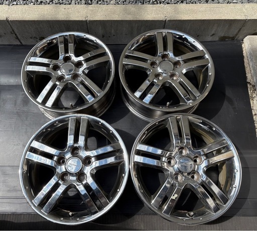 日産セレナオーテック16インチメッキ6J+45 4本