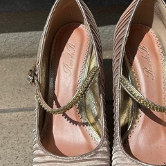 パンプス①２３.０センチの画像