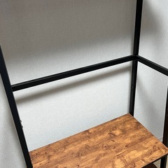 ヴィンテージ風ハンガーラックの画像