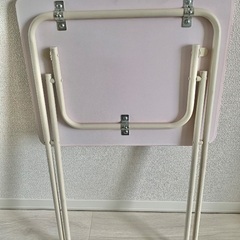 【無料】折りたたみテーブルの画像