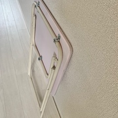 【無料】折りたたみテーブルの画像