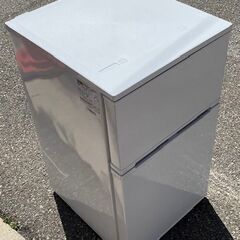 【RKGRE-532】特価！Abitelax/90L 2ドア冷凍冷蔵庫/AR-951/中古品/2022年製/当社より近隣無料配達！の画像