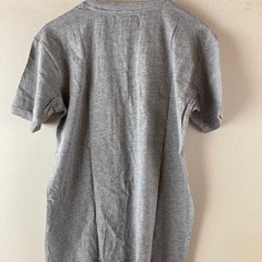 未使用品　トミーヒルフィガー　Tシャツ Sサイズの画像