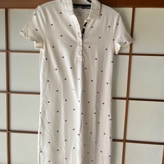 TOMMY のワンピースの画像
