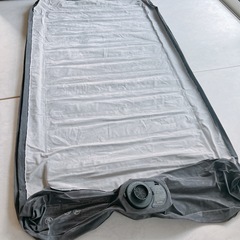 INTEX エアーベッド 簡易ベッド
の画像