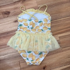 レモン柄ワンピース水着　80センチの画像