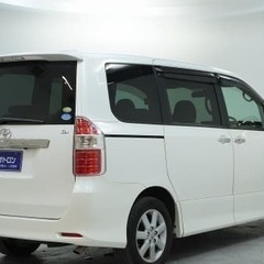 【自社ローン対象】トヨタ　ノア　両側電動スライドドア　後席モニター　バックカメラの画像