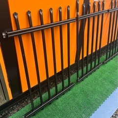 手すり フェンス 鉄製 全体的長さ約3m20cmの画像