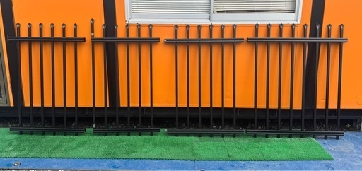 手すり フェンス 鉄製 全体的長さ約3m20cm