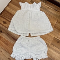 hakka baby刺繍セットアップ白90cmの画像