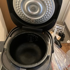 炊飯器の画像