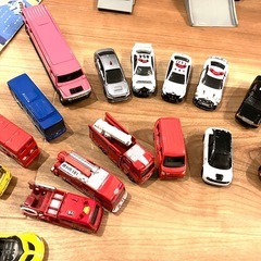 トミカで遊ぼう　の画像