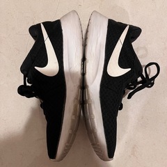 NIKE ナイキ WMNS TANJUN タンジュン 23cmの画像