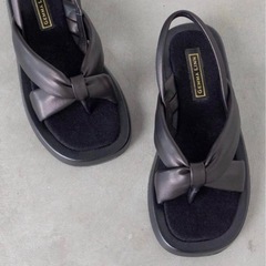 レザー、サンダルの画像