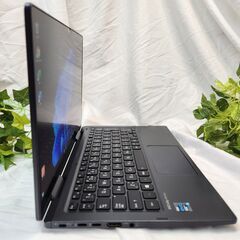 【Office365】5in1パソコン dynabook V83 Corei5 モバイルタブレットPCの画像