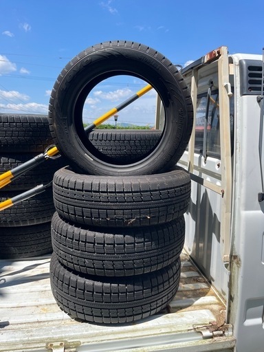 195\60R16  スタッドレスタイヤのみ