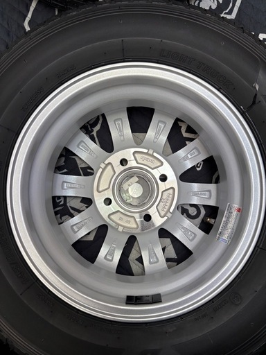 「商談中」④軽トラ・箱バン用　新品タイヤと新品ホイールと新品ナット付き 商談中」⑫軽トラ・箱バン用の新品タイヤと新品ホイールと新品ナット