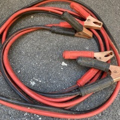 ブースターケーブル　電線の画像