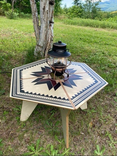 【7/18まで】groundworks ミニシールドテーブル　ネイティブ柄　ローテーブル