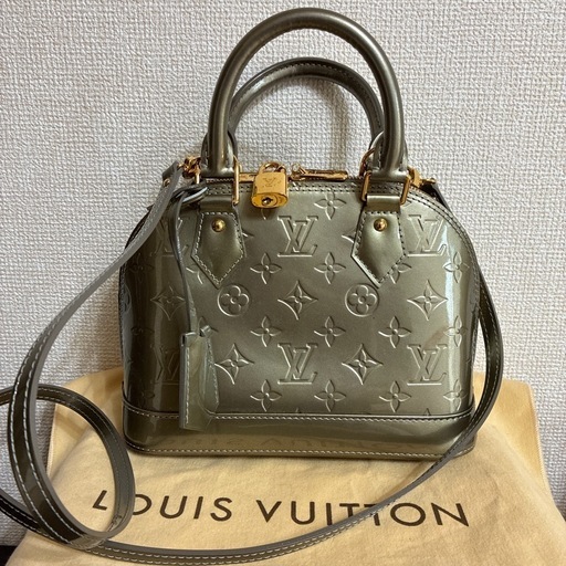 LOUIS VUITTON アルマBB ヴェルニ モノグラム バッグ シルバー