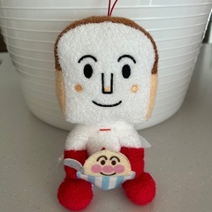 食パンマンのぬいぐるみ